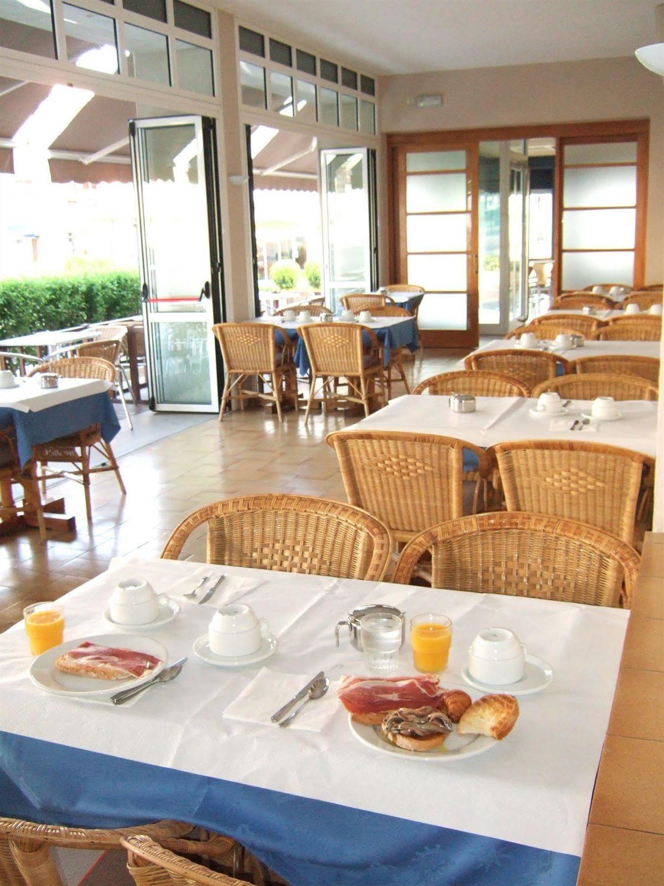 Hotel Can Catala L' Escala Luaran gambar